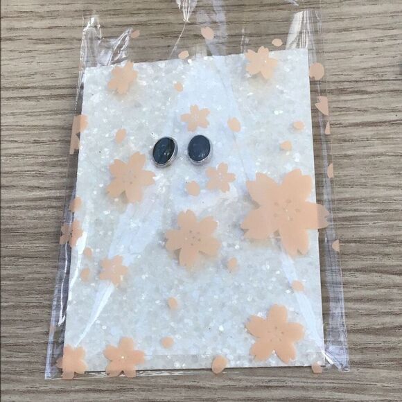 Earrings, Jade and Sterling Silver Stud Earrings, NEW, Handmade, Artisan - Picture 4 of 4